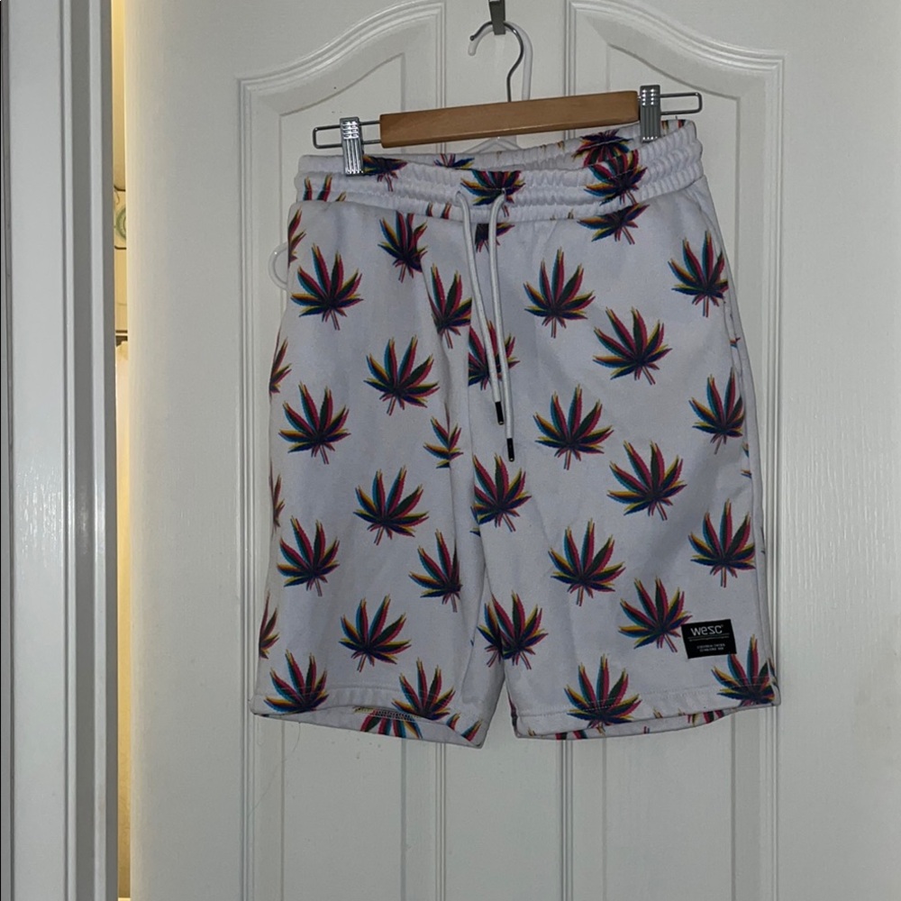 WHTC White Leaf Print Shorts